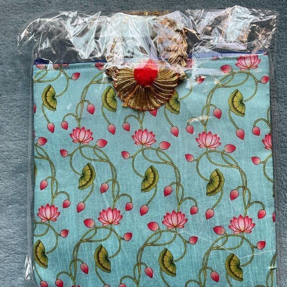 🔵NWT Pichwai print Indian colorful gift bag/ wallet/ bag/purse/potli - Picture 14 of 14